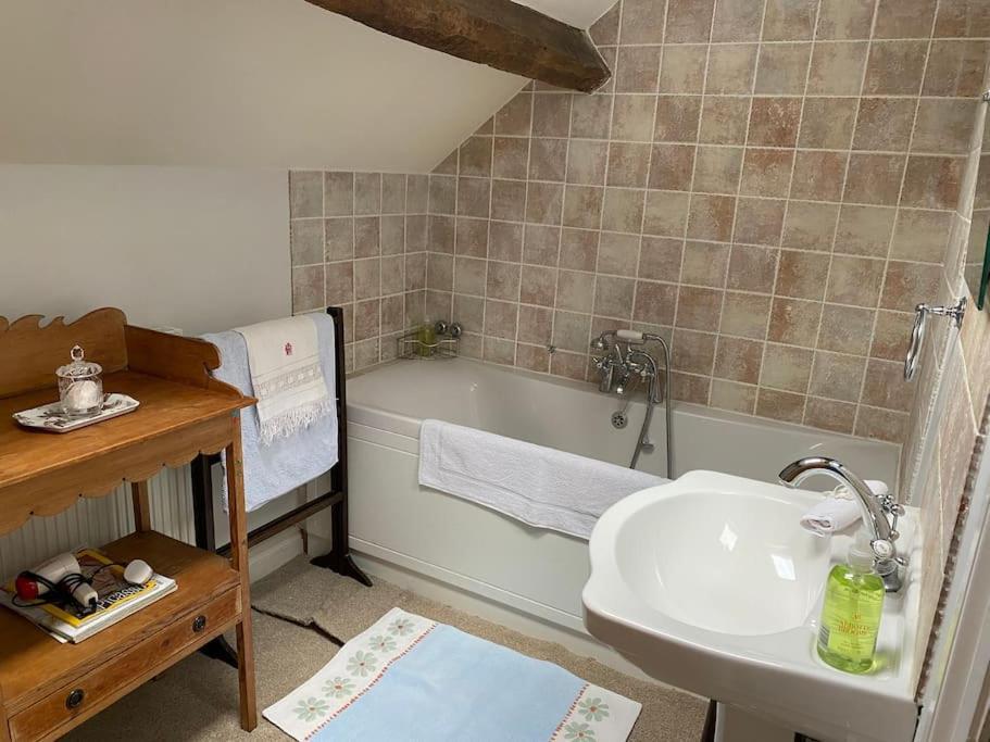 Barn Conversion On Working Farm Worcester
